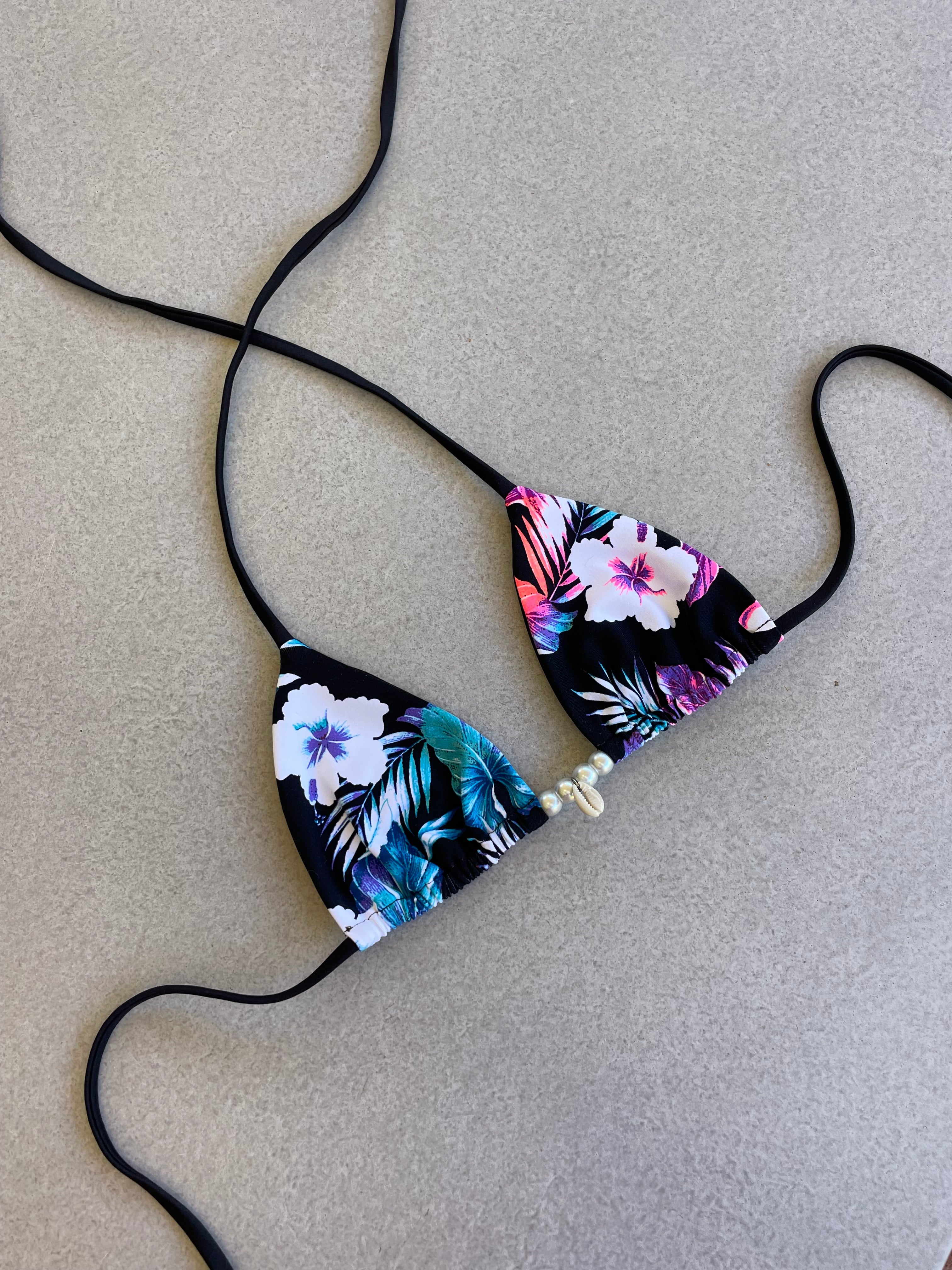 Midnight Hibiscus TRI TOP